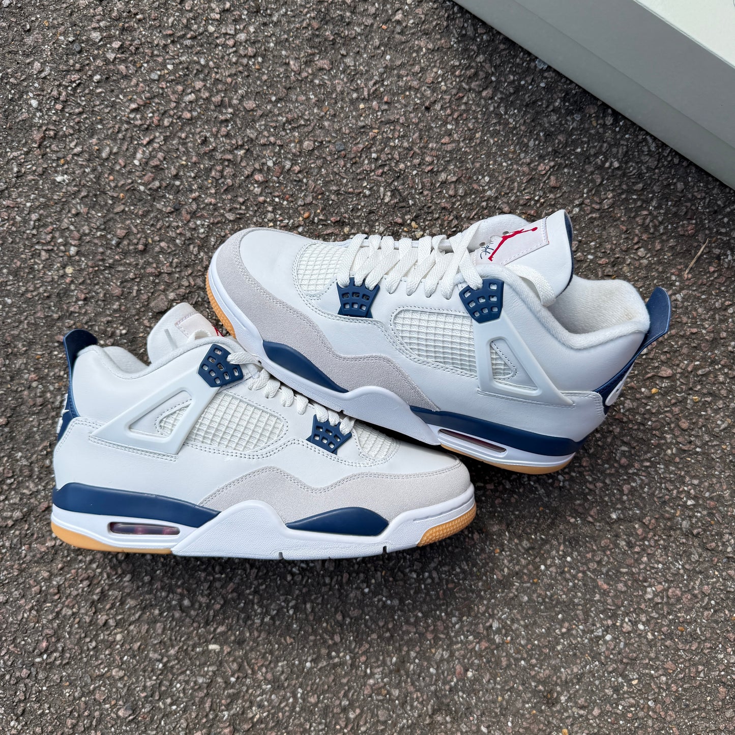 Nike SB x Air Jordan 4 'Navy' (DR5415-100)