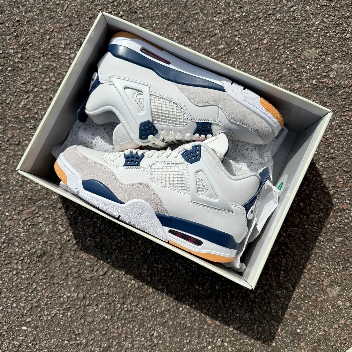 Nike SB x Air Jordan 4 'Navy' (DR5415-100)